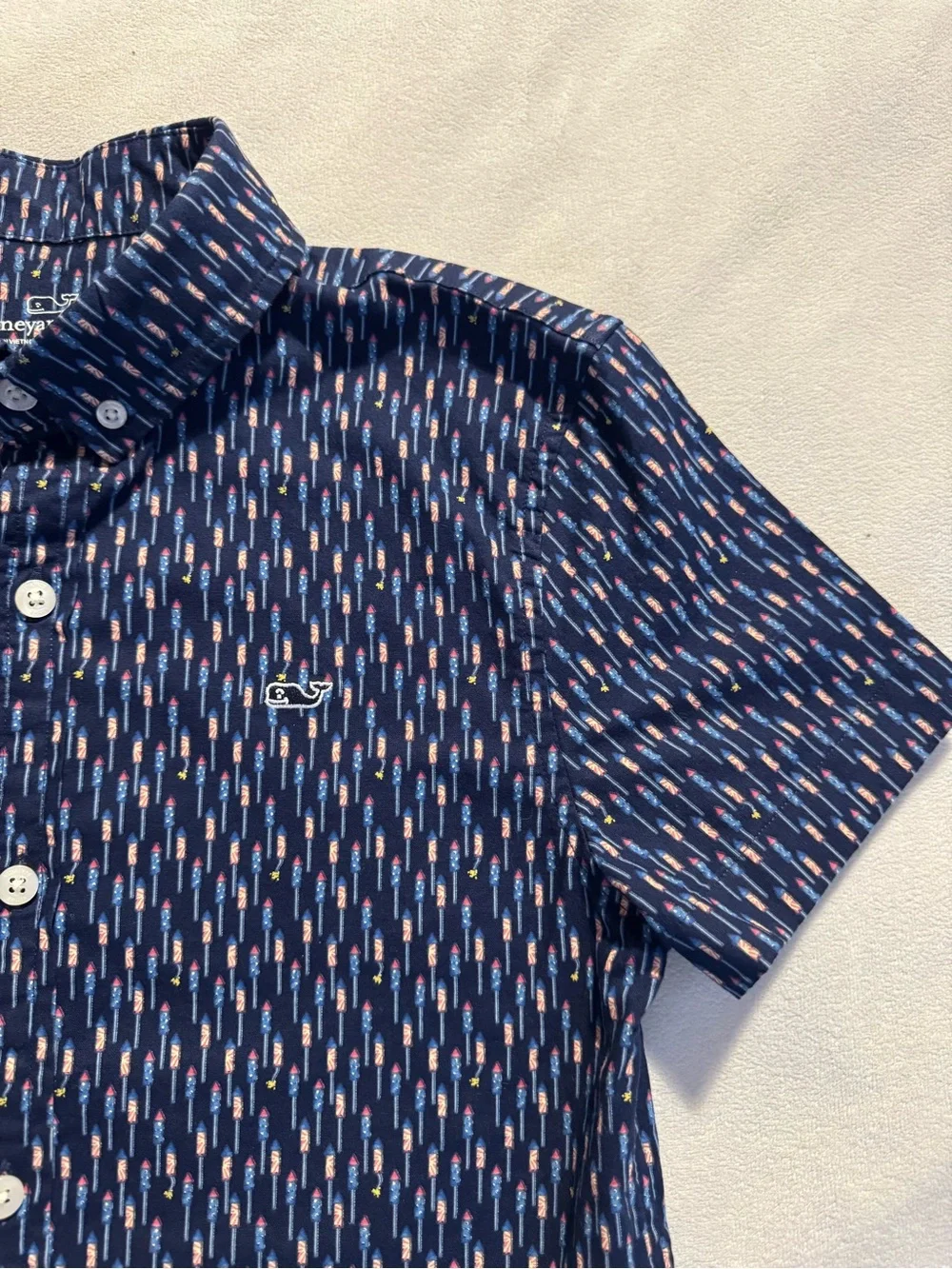 Vineyard Vines navy short